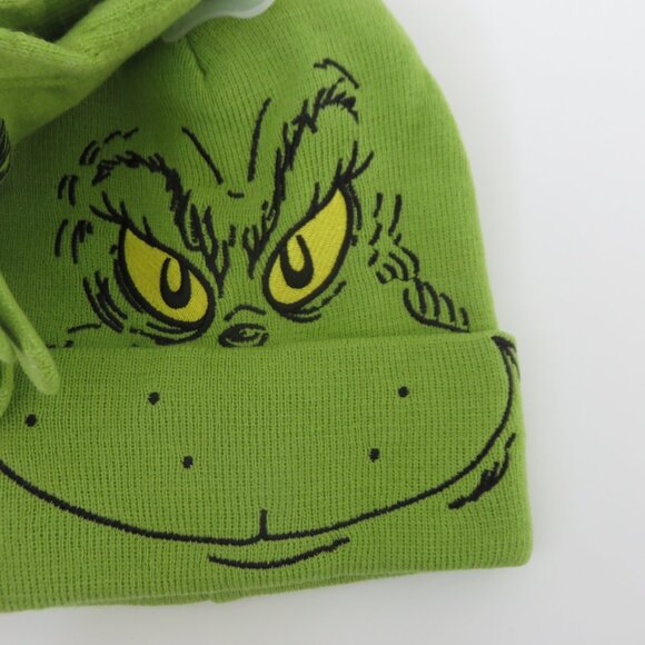 🎄Grinch Pom Pom Beanie and Gloves Set Kids/youth Size OSFM - Picture 4 of 4
